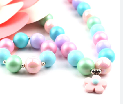 Bubblegum Bella Necklace
